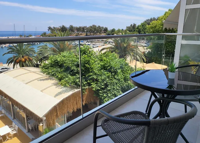 Iraklitsa Port View Daire
